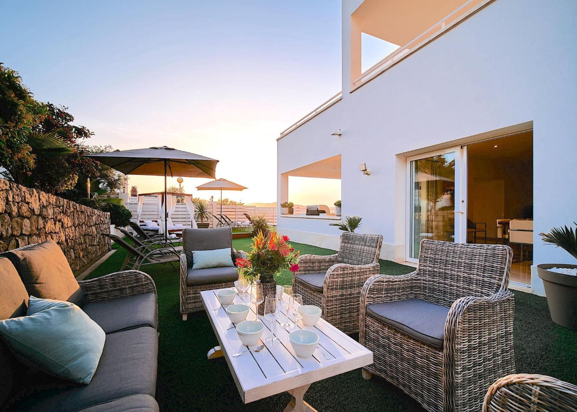 Villa Romeo 2Km From Ibiza Town And 1Km From Talamanca Beach Santa Eularia des Riu Exteriér fotografie
