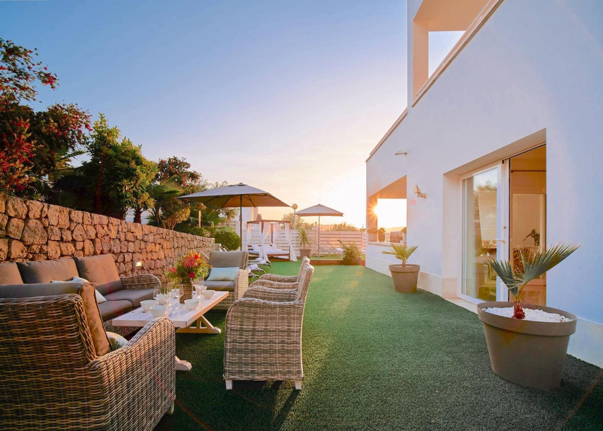 Villa Romeo 2Km From Ibiza Town And 1Km From Talamanca Beach Santa Eularia des Riu Exteriér fotografie